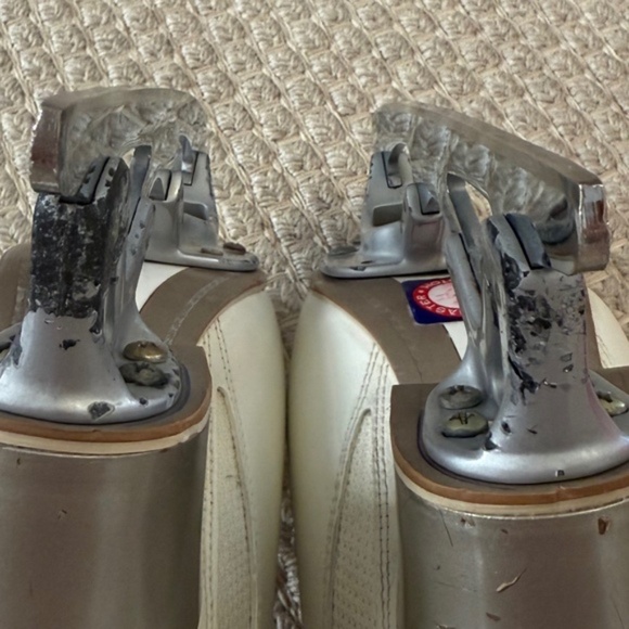 Pre-Owned Edea Ice Fly Figure Skates with John Wilson Gold Seal Revolution Blade - Picture 10 of 13